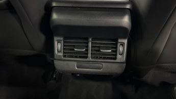LAND ROVER RANGE ROVER EVOQUE 2.0 D200 R-Dynamic Se 5Dr Auto