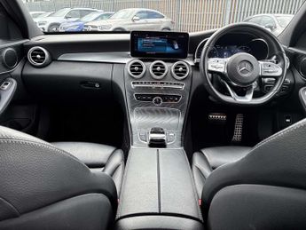 MERCEDES-BENZ C CLASS C220D Amg Line Premium 4Dr 9G-Tronic