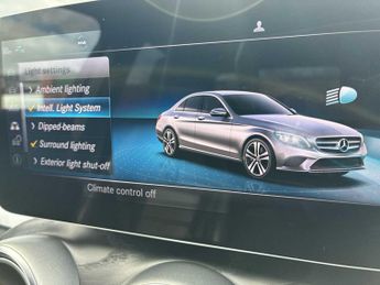 MERCEDES-BENZ C CLASS C220D Amg Line Premium 4Dr 9G-Tronic