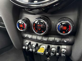 MINI HATCHBACK 135Kw Cooper S Level 3 33Kwh 3Dr Auto