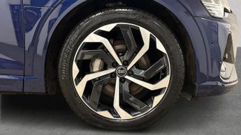 AUDI E-TRON 300Kw 55 Qtro 95Kwh Black Ed 5Dr Auto C+S [22Kwch]