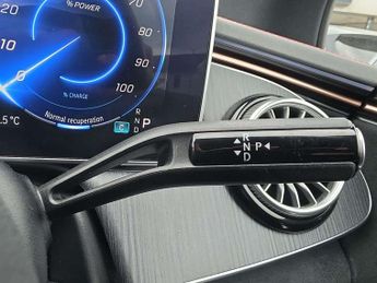 MERCEDES-BENZ EQE Eqe 300 180Kw Amg Line Premium 89Kwh 4Dr Auto