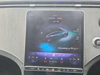 MERCEDES-BENZ EQE Eqe 300 180Kw Amg Line Premium 89Kwh 4Dr Auto