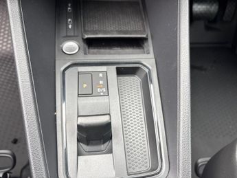 VOLKSWAGEN CADDY 1.5 Ehybrid 150 Commerce Van Dsg [Bus/Tech]