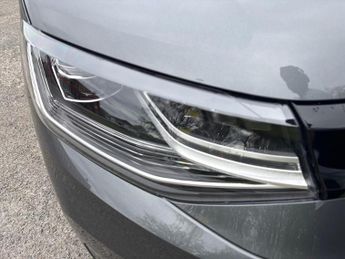 VOLKSWAGEN CADDY 1.5 Ehybrid 150 Commerce Van Dsg [Bus/Tech]
