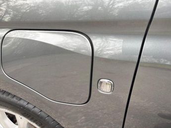 VOLKSWAGEN CADDY 1.5 Ehybrid 150 Commerce Van Dsg [Bus/Tech]