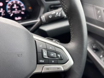 VOLKSWAGEN CADDY 1.5 Ehybrid 150 Commerce Van Dsg [Bus/Tech]
