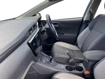 TOYOTA AURIS 1.8 Vvt-H Icon Tech Hatchback 5Dr Petrol Hybrid Cvt Euro 6 (S/S)
