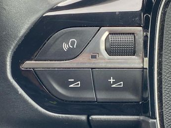 PEUGEOT 3008 1.5 Bluehdi Allure Premium 5Dr Eat8