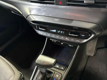 HYUNDAI BAYON 1.0 T-Gdi Mhev Premium Suv 5Dr Petrol Hybrid Dct Euro 6 (S/S) (1