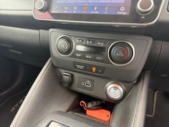 NISSAN LEAF 40Kwh Acenta Hatchback 5Dr Electric Auto (150 Ps)