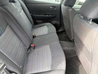 NISSAN LEAF 40Kwh Acenta Hatchback 5Dr Electric Auto (150 Ps)