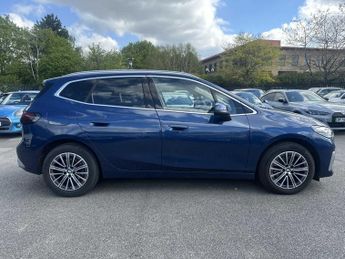 BMW 2 SERIES 220I Mht Luxury 5Dr Dct