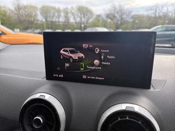 AUDI Q2 35 Tfsi Black Edition 5Dr S Tronic [C+S]