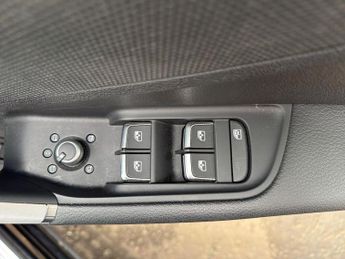 AUDI Q2 35 Tfsi Black Edition 5Dr S Tronic [C+S]