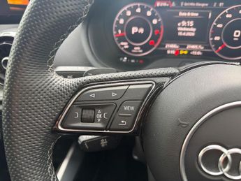 AUDI Q2 35 Tfsi Black Edition 5Dr S Tronic [C+S]