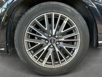 AUDI Q3 1.5 Tfsi Cod 35 S Line Suv 5Dr Petrol S Tronic Euro 6 (S/S) (150