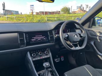 SKODA KODIAQ 2.0 Tdi Sportline Suv 5Dr Diesel Dsg 4Wd Euro 6 (S/S) (7 Seat) (