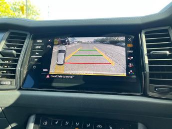 SKODA KODIAQ 2.0 Tdi Sportline Suv 5Dr Diesel Dsg 4Wd Euro 6 (S/S) (7 Seat) (