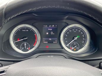 SKODA KAROQ 1.5 Tsi Act Edition Suv 5Dr Petrol Dsg Euro 6 (S/S) (150 Ps)