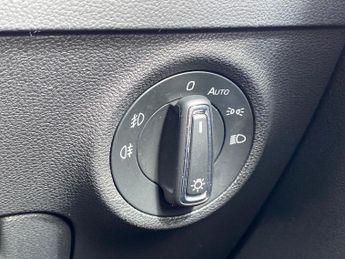 SKODA KAROQ 1.5 Tsi Act Edition Suv 5Dr Petrol Dsg Euro 6 (S/S) (150 Ps)