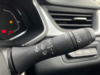 RENAULT CAPTUR 1.6 E-Tech Evolution Suv 5Dr Petrol Hybrid Auto Euro 6 (S/S) (14