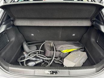 VAUXHALL MOKKA 50Kwh Se Premium Suv 5Dr Electric Auto (136 Ps)