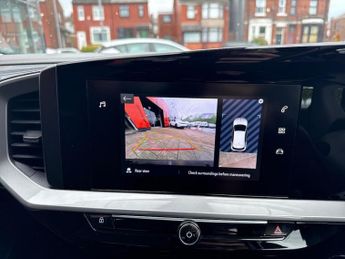 VAUXHALL MOKKA 50Kwh Se Premium Suv 5Dr Electric Auto (136 Ps)
