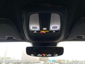 VOLVO EC40 Twin Motor Performance 82Kwh Ultra Black Edition Suv 5Dr Electri