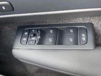 VOLVO EX40 Single Motor 69Kwh Plus Suv 5Dr Electric Auto (238 Ps)