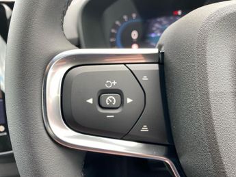 VOLVO EX40 Single Motor 69Kwh Plus Suv 5Dr Electric Auto (238 Ps)