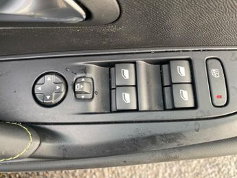 PEUGEOT 208 50Kwh Gt Hatchback 5Dr Electric Auto (7.4Kw Charger) (136 Ps)