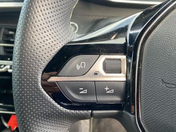 PEUGEOT 208 50Kwh Gt Hatchback 5Dr Electric Auto (7.4Kw Charger) (136 Ps)