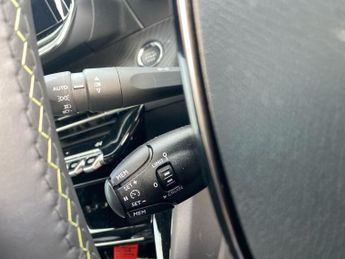 PEUGEOT 208 50Kwh Gt Hatchback 5Dr Electric Auto (7.4Kw Charger) (136 Ps)