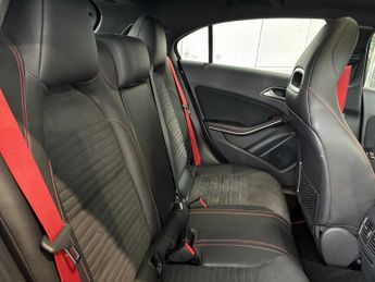 MERCEDES-BENZ A CLASS A250 4Matic Amg Premium 5Dr Auto