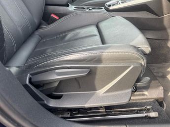 AUDI A3 30 Tfsi S Line 4Dr S Tronic