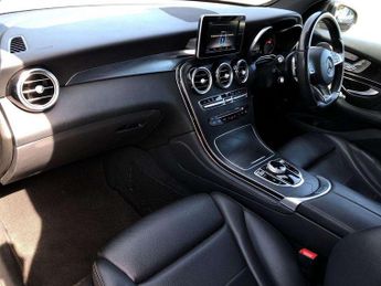 MERCEDES-BENZ GLC Glc 250D 4Matic Amg Line Premium 5Dr 9G-Tronic