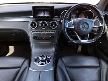 MERCEDES-BENZ GLC Glc 250D 4Matic Amg Line Premium 5Dr 9G-Tronic