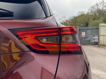 NISSAN JUKE 1.6 N-Connecta Suv 5Dr Petrol Hybrid Auto Euro 6 (143 Ps)