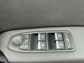 RENAULT CAPTUR 1.6 E-Tech Full Hybrid 145 Techno 5Dr Auto