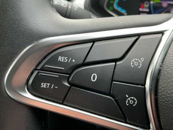 RENAULT CAPTUR 1.6 E-Tech Full Hybrid 145 Techno 5Dr Auto