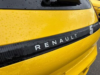 RENAULT 5 Urban Range 40Kwh Techno Hatchback 5Dr Electric Auto (120 Ps)