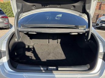 MERCEDES-BENZ CLA Cla 220D Amg Line Premium Plus 4Dr Tip Auto