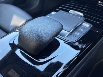 MERCEDES-BENZ CLA Cla 220D Amg Line Premium Plus 4Dr Tip Auto