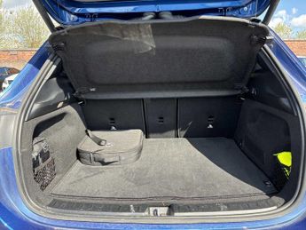 MERCEDES-BENZ EQA Eqa 250+ 140Kw Amg Line Prem Plus 70.5Kwh 5Dr Auto