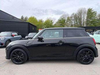 MINI HATCHBACK 1.5 Cooper Exclusive 3Dr Auto