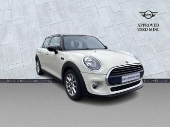 MINI Hatch 1.5 Cooper D 5Dr