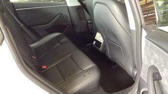 TESLA MODEL 3 (Dual Motor) Long Range Saloon 4Dr Electric Auto 4Wde (306 Ps)