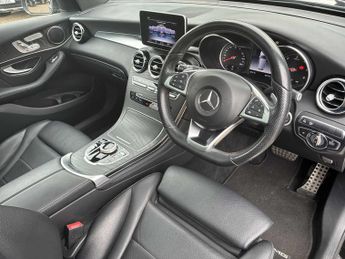 MERCEDES-BENZ GLC Glc 250D 4Matic Amg Line Premium 5Dr 9G-Tronic