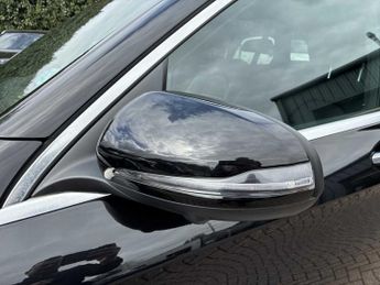 MERCEDES-BENZ GLC Glc 250D 4Matic Amg Line Premium 5Dr 9G-Tronic